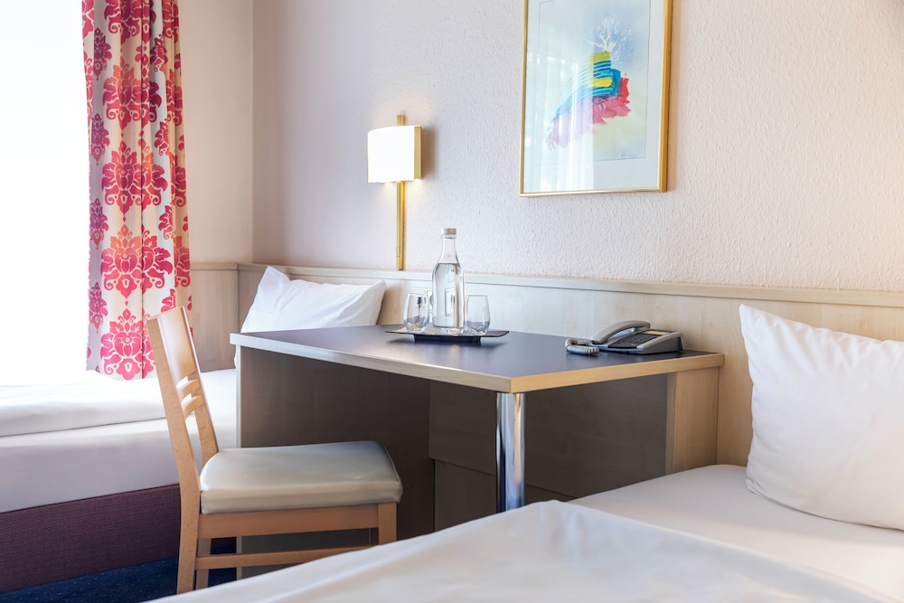 ACHAT Hotel Leipzig Messe — Hotel rooms in Leipzig, Saxony