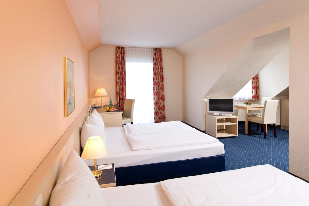 ACHAT Hotel Leipzig Messe — Hotel rooms in Leipzig, Saxony