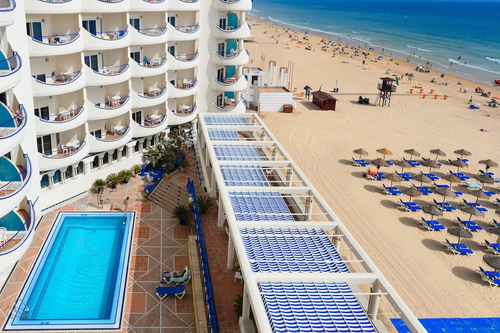 Hotel Playa Victoria - zdjęcie 2