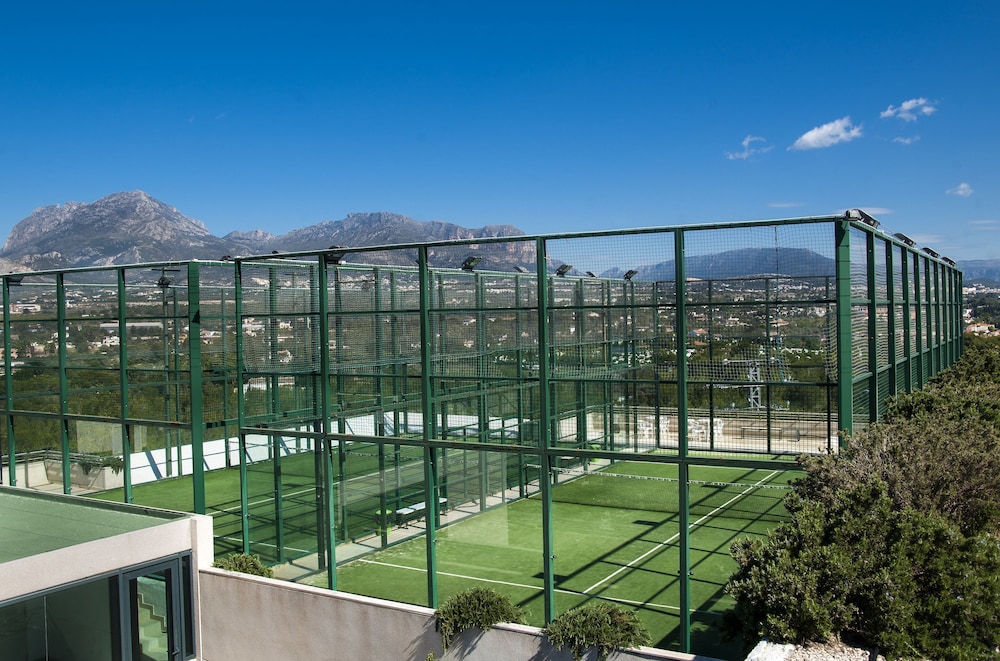 Hotel Deloix Aqua Center — Sports & recreation in Benidorm, Valencian Community