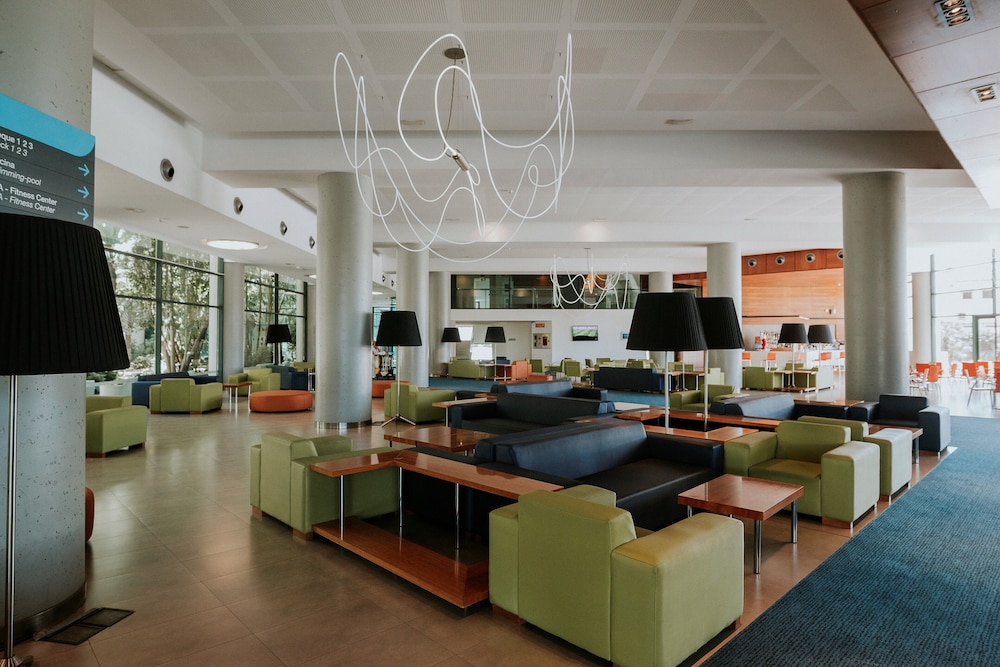 Hotel Deloix Aqua Center — Hotel building in Benidorm, Valencian Community