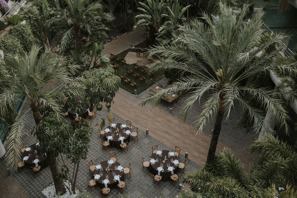 Hotel Deloix Aqua Center — Restaurant & bars in Benidorm, Valencian Community