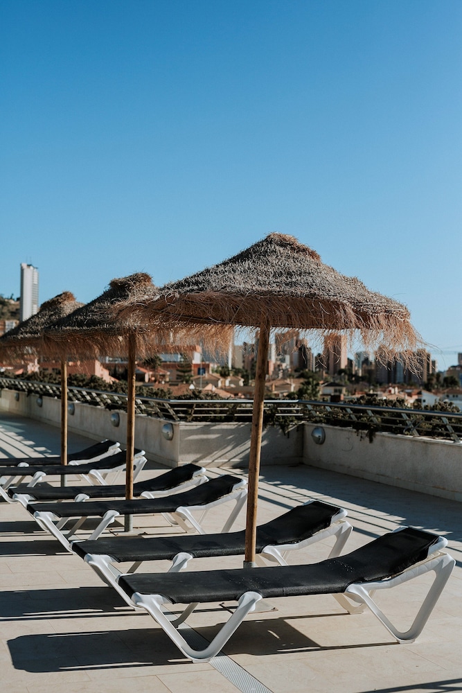 Hotel Deloix Aqua Center — Beach in Benidorm, Valencian Community