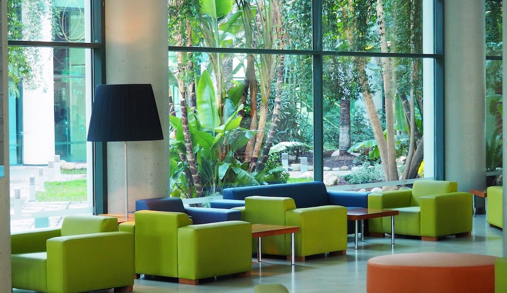 Hotel Deloix Aqua Center — Hotel building in Benidorm, Valencian Community