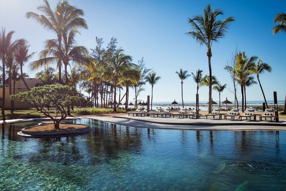 . OUTRIGGER Mauritius Beach Resort