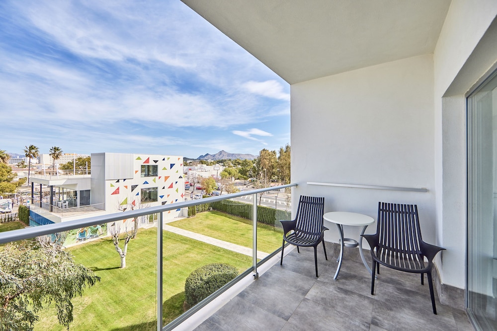 Hotel Astoria Playa - Adults Only — Hotel rooms in Alcudia, Balearic Islands