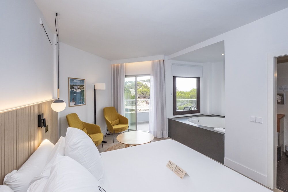 ARTIEM Audax - Adults Only Hotel — Hotel rooms in Cala Galdana, Balearic Islands