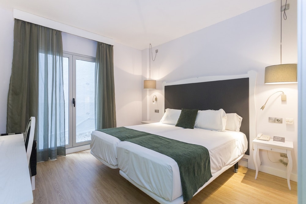ARTIEM Audax - Adults Only Hotel — Hotel rooms in Cala Galdana, Balearic Islands