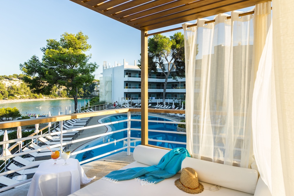 ARTIEM Audax - Adults Only Hotel — Swimming pool in Cala Galdana, Balearic Islands