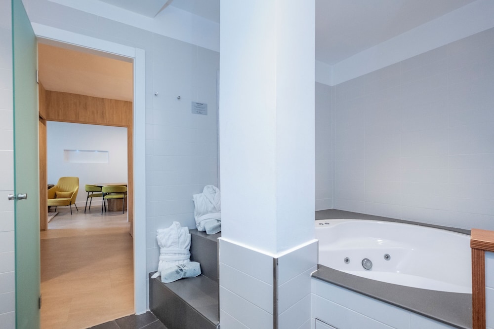 ARTIEM Audax - Adults Only Hotel — Hotel rooms in Cala Galdana, Balearic Islands