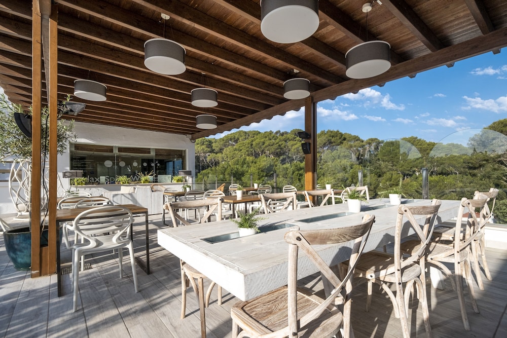 ARTIEM Audax - Adults Only Hotel — Restaurant & bars in Cala Galdana, Balearic Islands