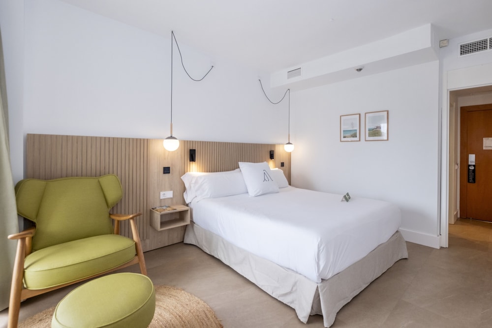 ARTIEM Audax - Adults Only Hotel — Hotel rooms in Cala Galdana, Balearic Islands