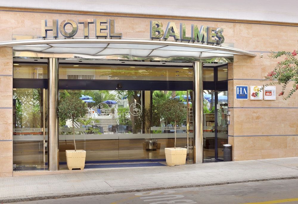 GHT Balmes, Hotel, Aparthotel & SPLASH image