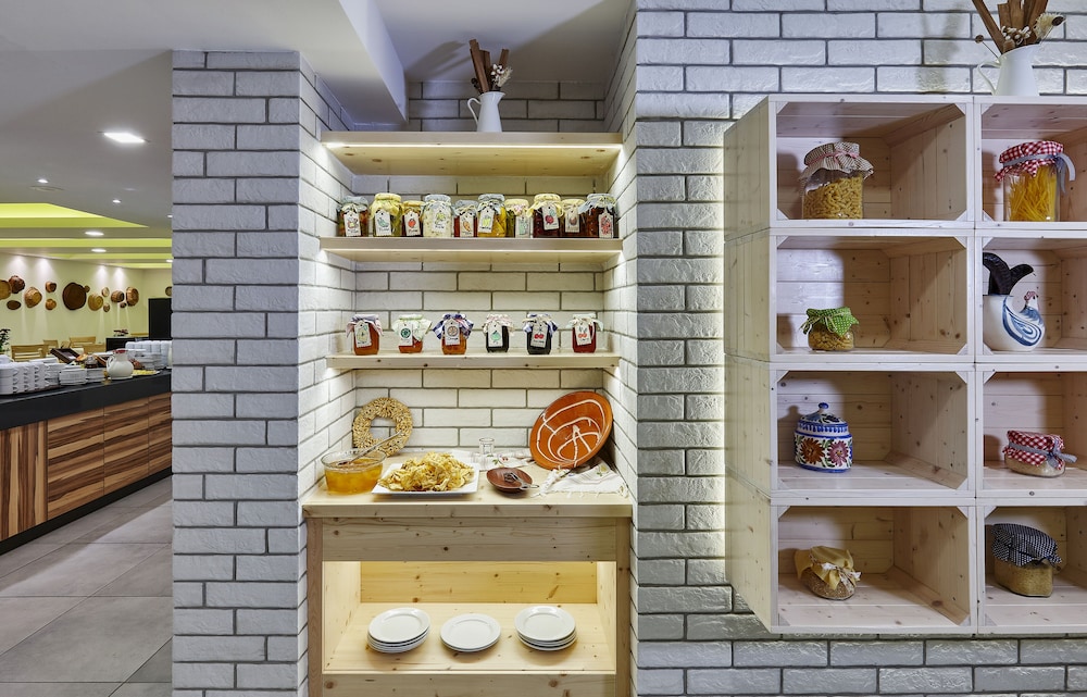 Arminda Hotel & Spa — Restaurant & bars in Stalida