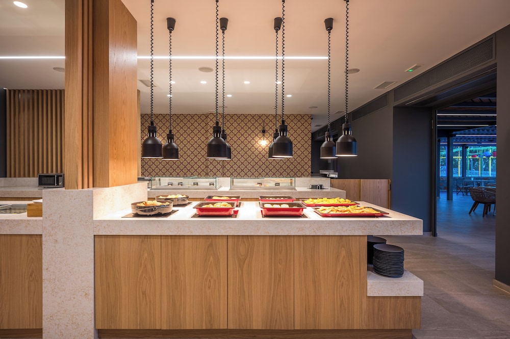 Arminda Hotel & Spa — Restaurant & bars in Stalida