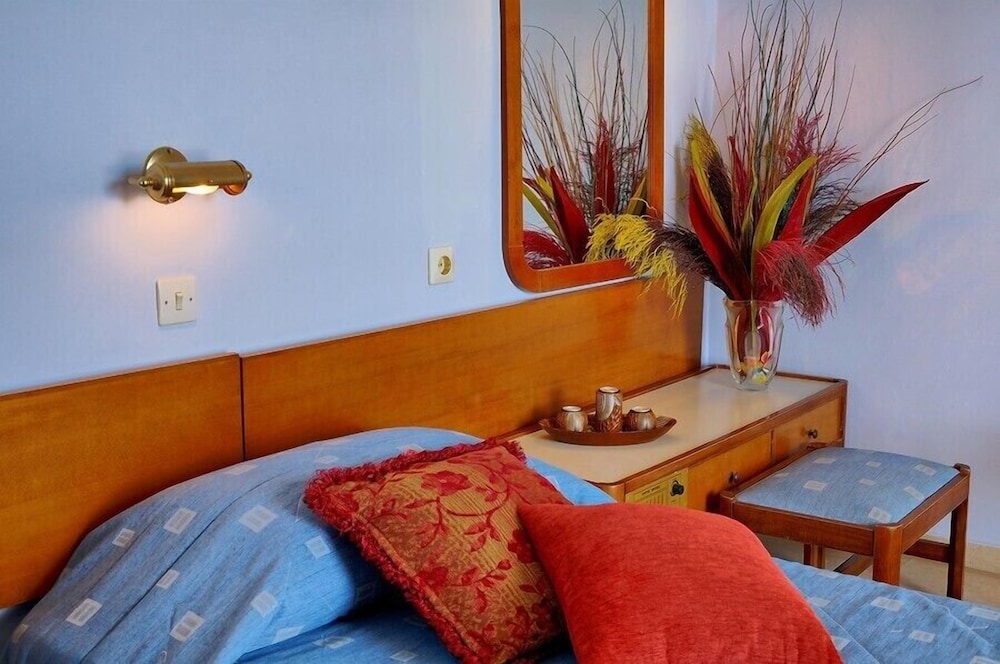 Astir Beach — Hotel rooms in Laganas, Ionian Islands