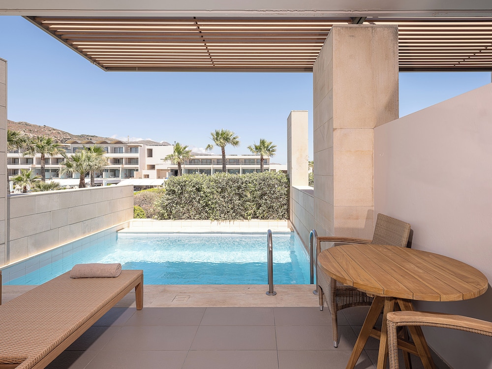Avra Imperial Hotel — Rooms in Platanias