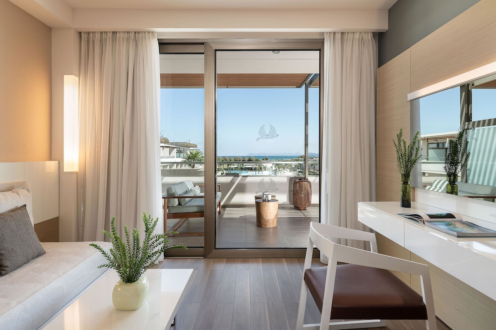 Avra Imperial Hotel — Rooms in Platanias