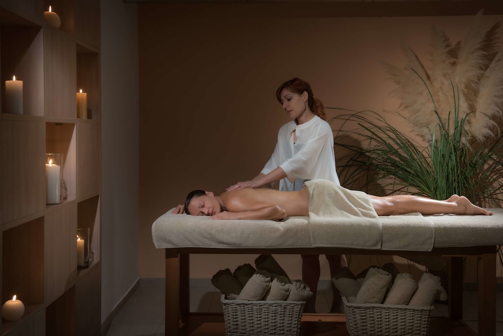 Blue Bay Resort Hotel — Spa in Lygaria