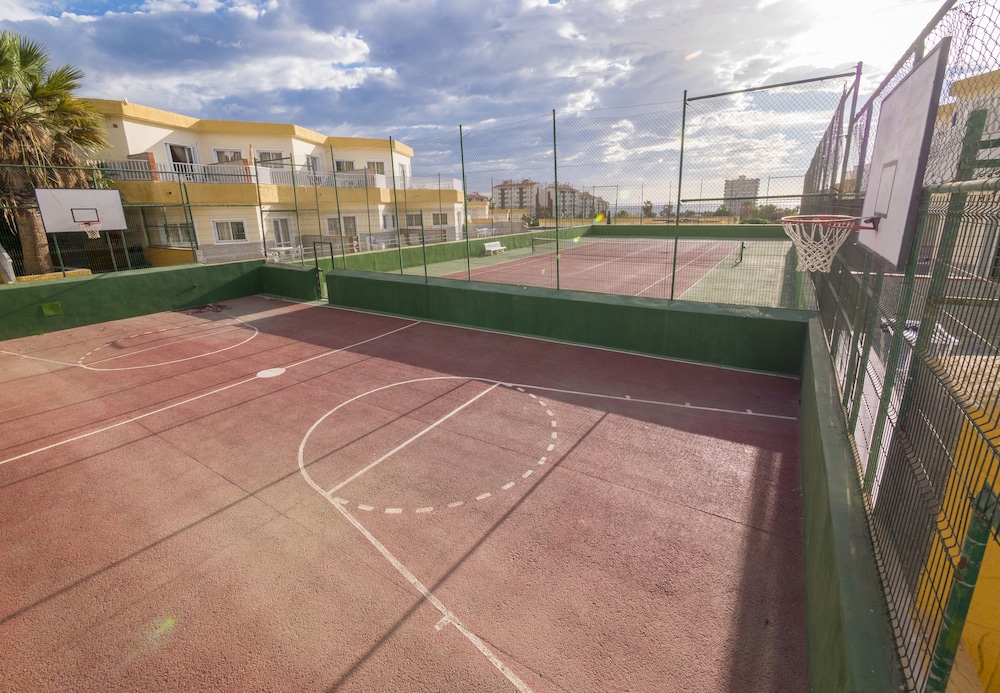 Checkin Bungalows Atlantida — Sports & recreation in Los Cristianos, Canary Islands