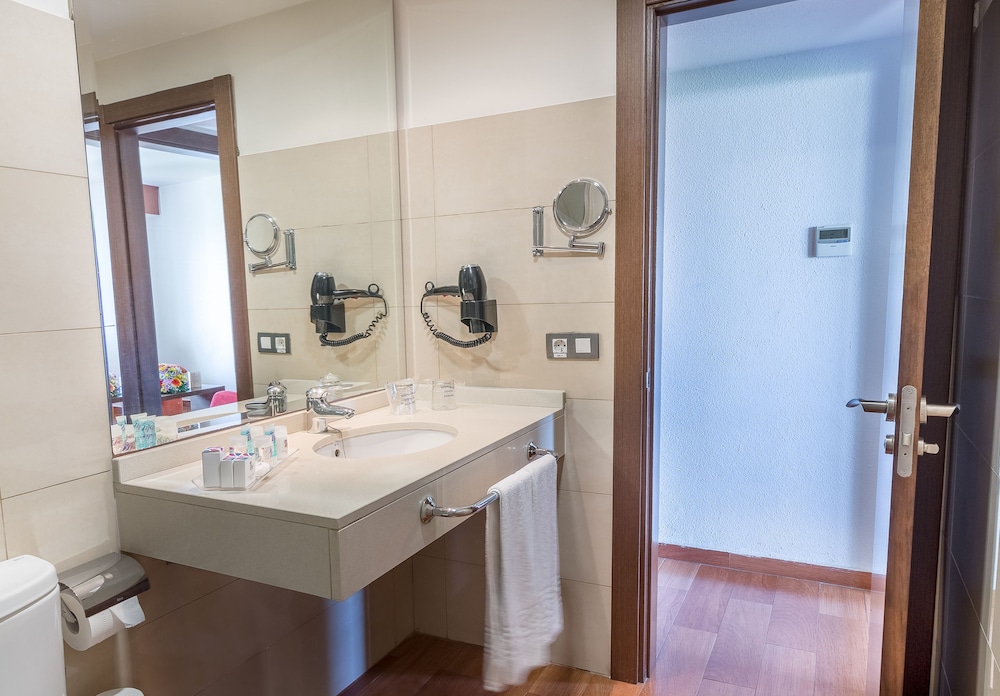 Hotel LIVVO Corralejo Beach — Hotel rooms in Corralejo, Canary Islands