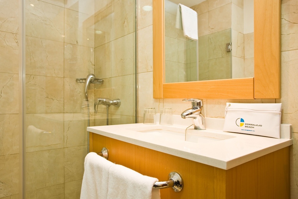 Hotel LIVVO Corralejo Beach — Hotel rooms in Corralejo, Canary Islands
