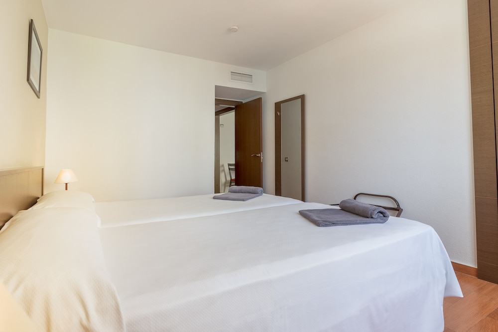 Hotel LIVVO Corralejo Beach — Hotel rooms in Corralejo, Canary Islands