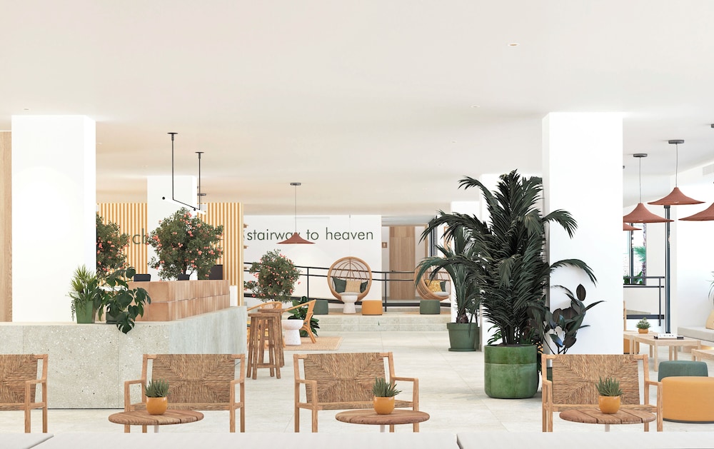 TANGERINE by HONNE Hotels — Hotel building in Magaluf, Balearic Islands