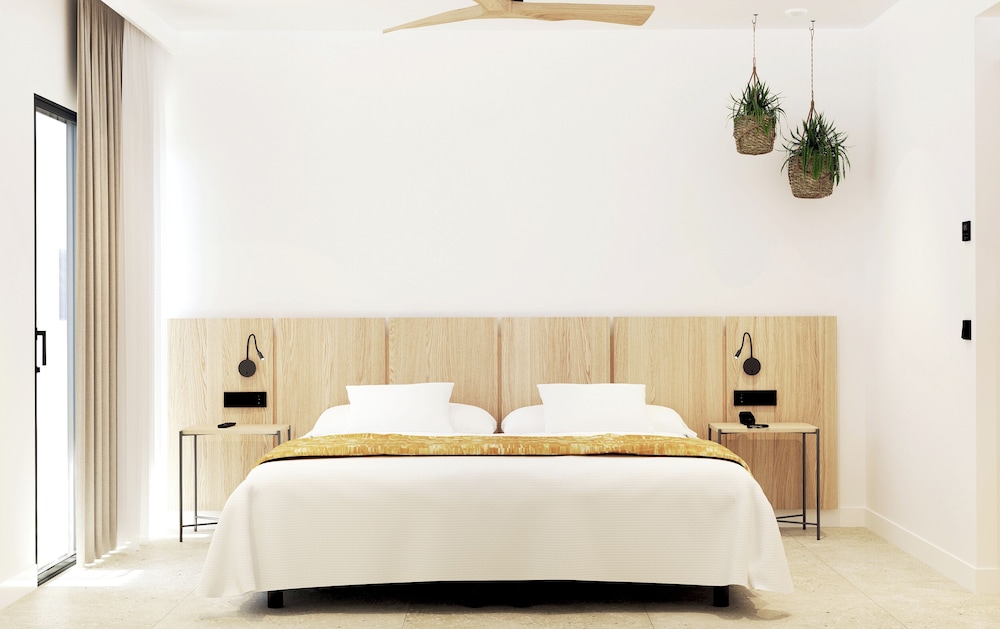 TANGERINE by HONNE Hotels — Hotel rooms in Magaluf, Balearic Islands