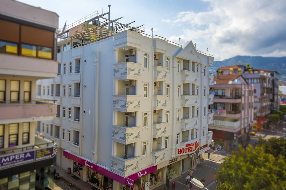 Ergun Hotel — Hotel building in Alanya