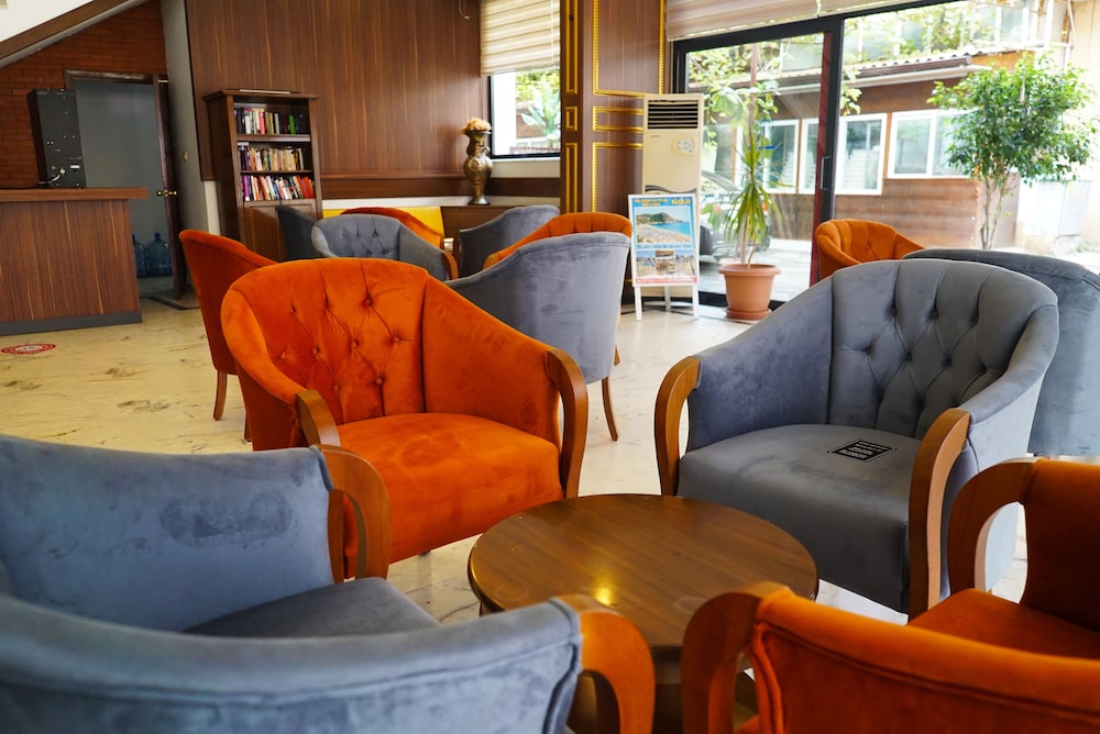 Ergun Hotel — Hotel building in Alanya