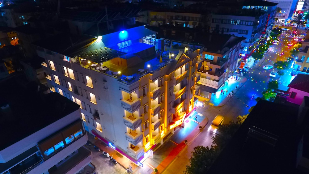Ergun Hotel — Hotel building in Alanya