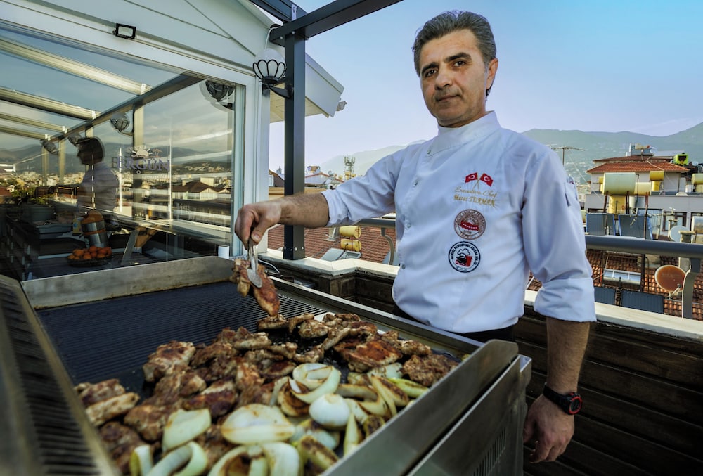 Ergun Hotel — Restaurant & bars in Alanya