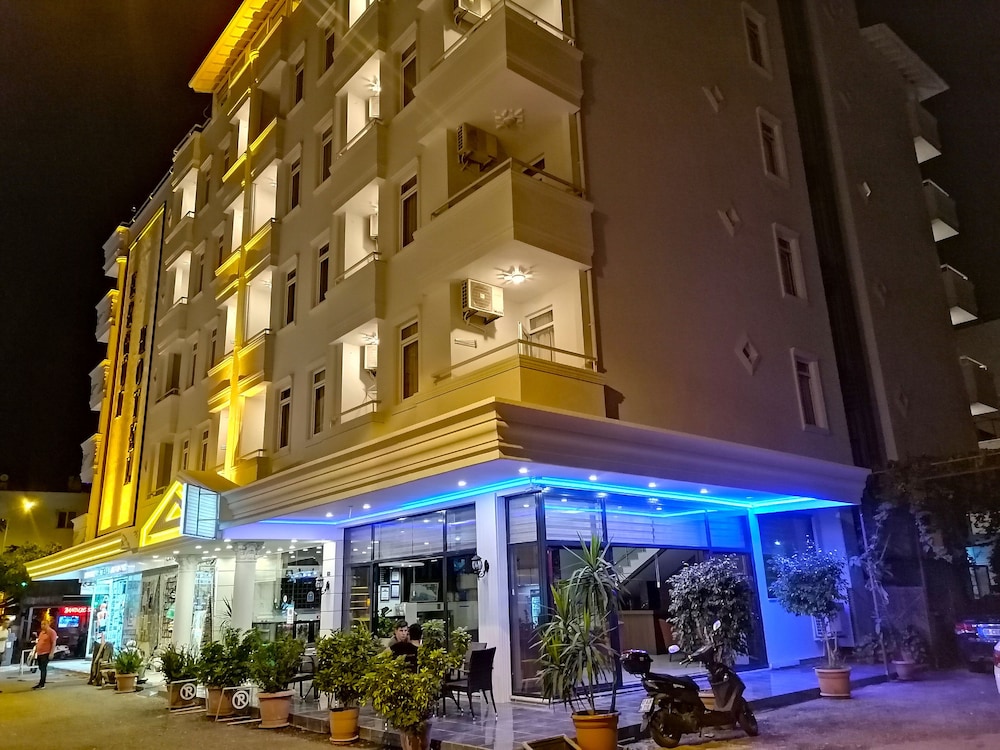 Ergun Hotel — Hotel building in Alanya