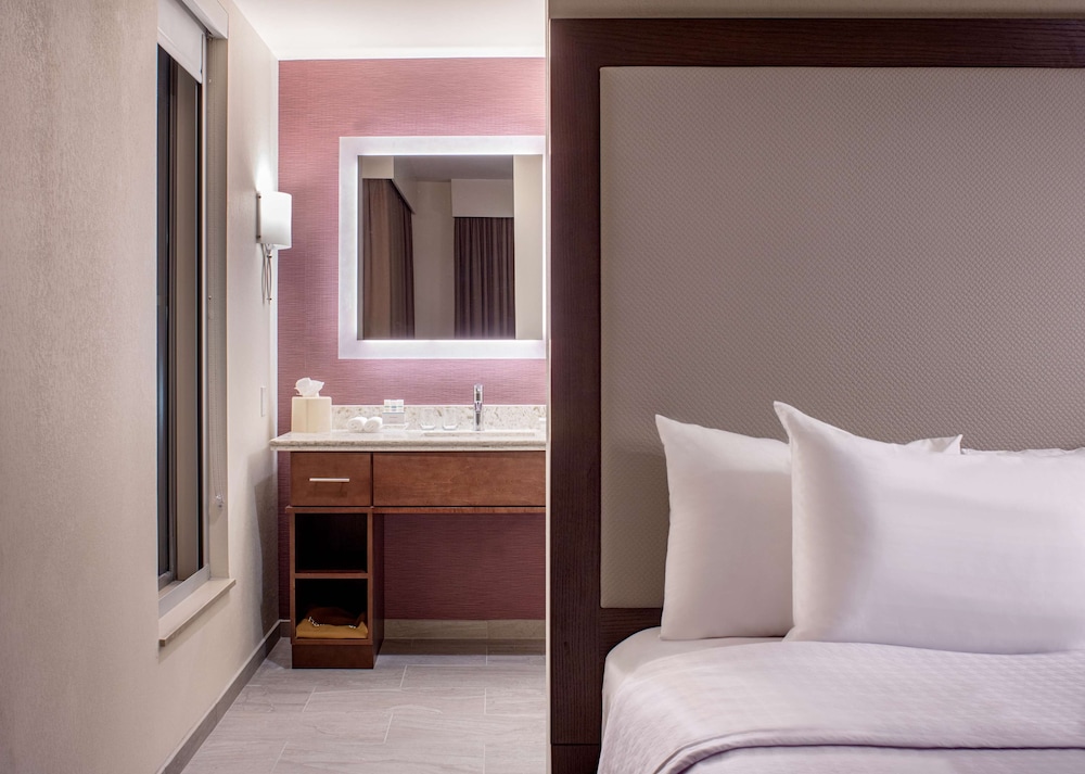 Homewood Suites by Hilton New Orleans French Quarter — Hotel rooms in New Orleans, Louisiana