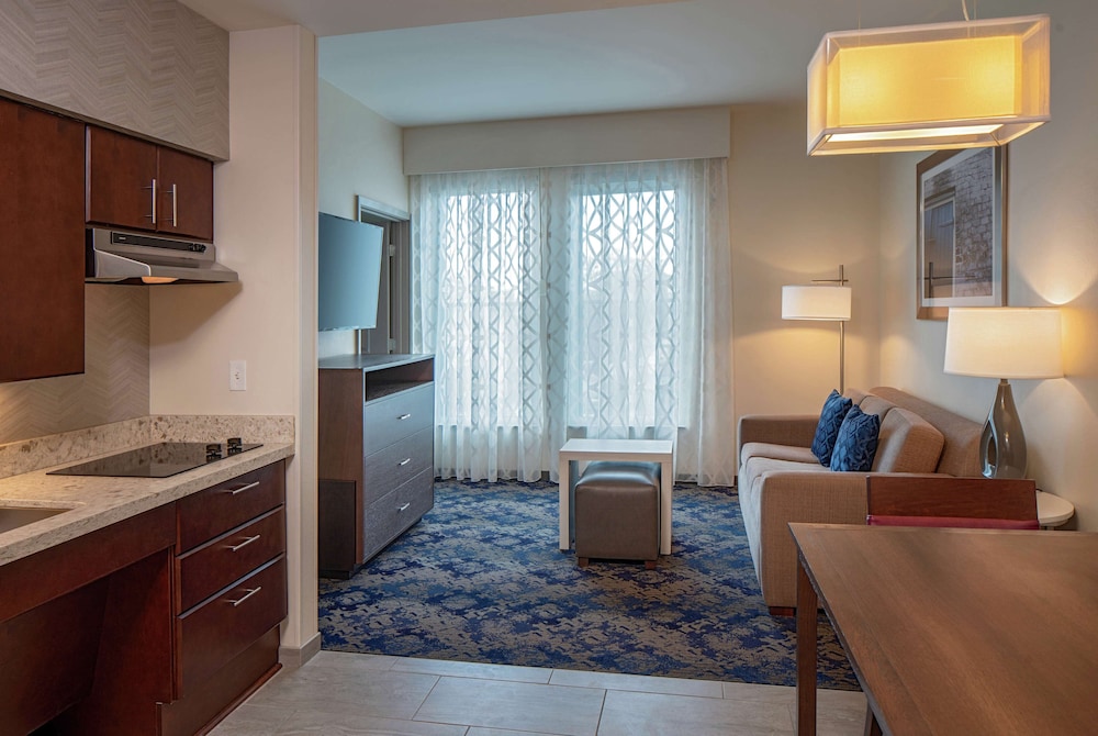 Homewood Suites by Hilton New Orleans French Quarter — Hotel rooms in New Orleans, Louisiana