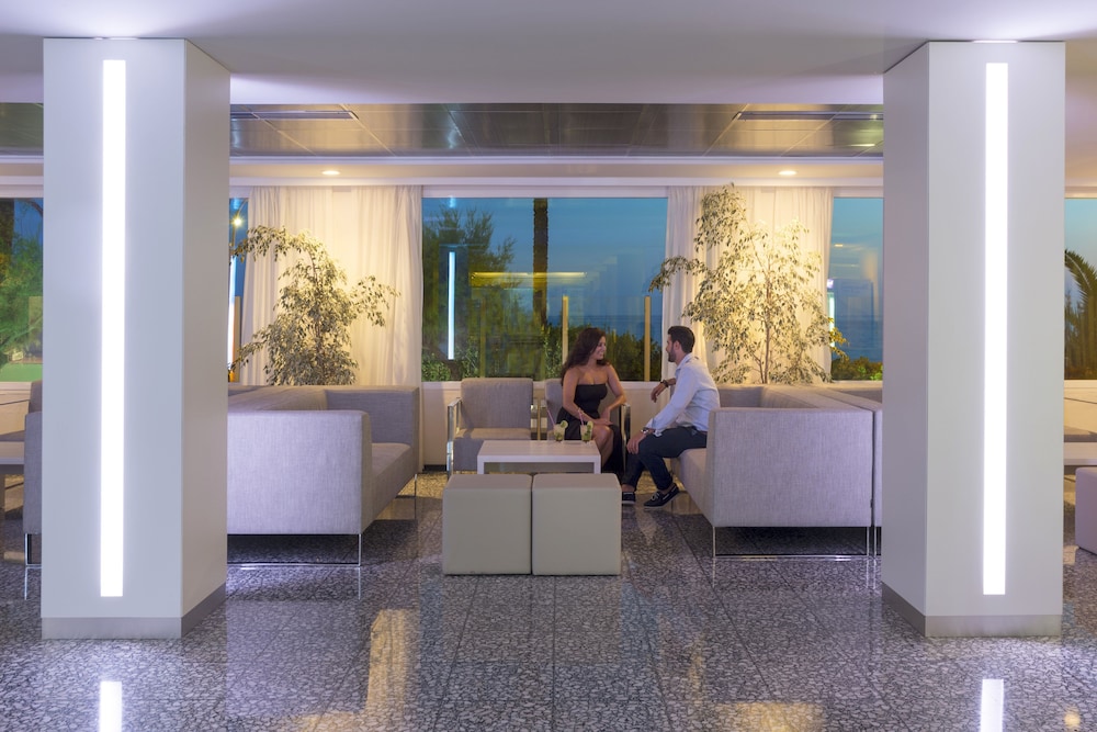 Hotel HSM Golden Playa — Restaurant & bars in Playa de Palma, Balearic Islands