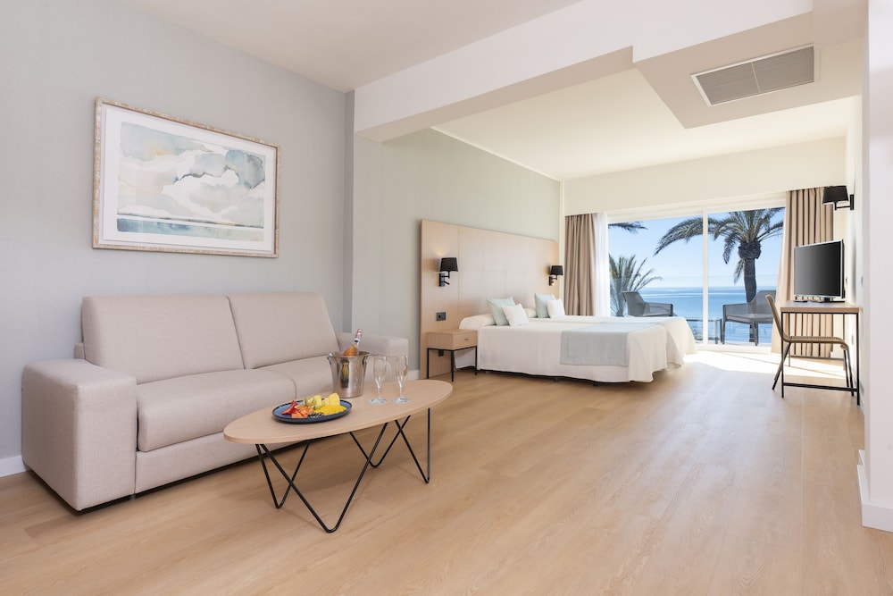 Hotel HSM Golden Playa — Hotel rooms in Playa de Palma, Balearic Islands