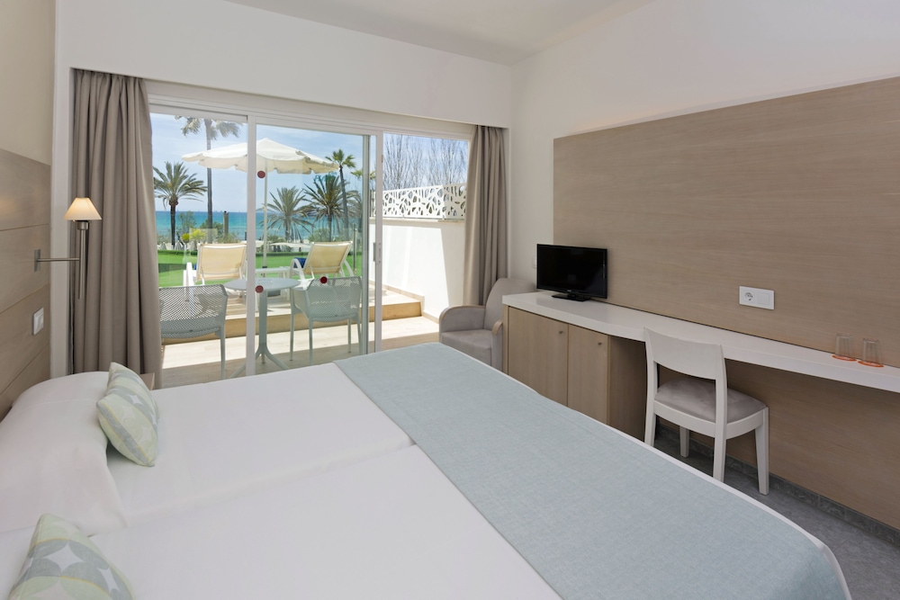 Hotel HSM Golden Playa — Hotel rooms in Playa de Palma, Balearic Islands