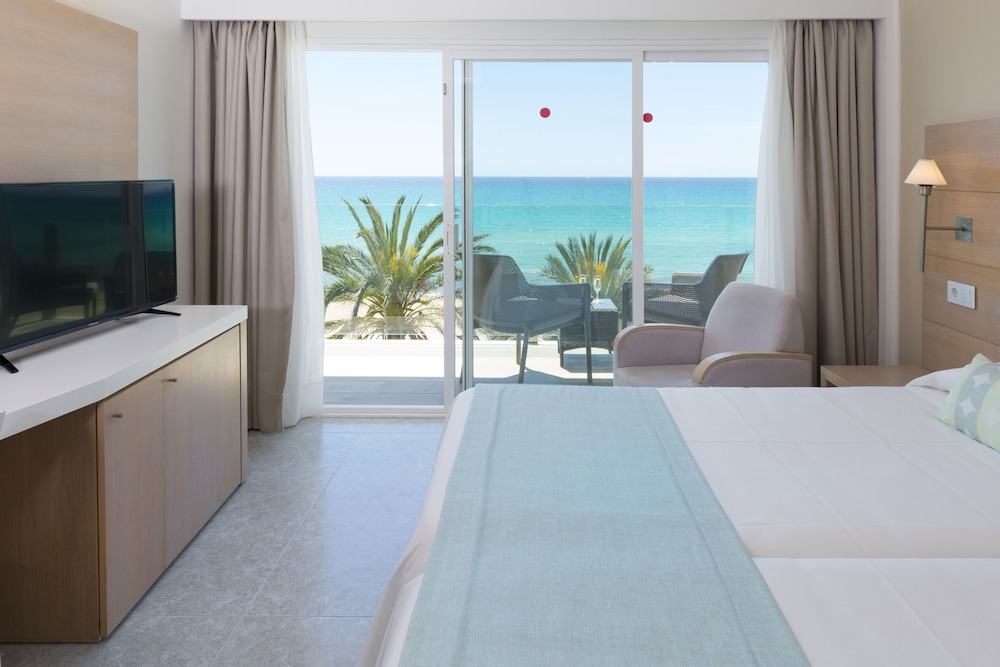 Hotel HSM Golden Playa — Hotel rooms in Playa de Palma, Balearic Islands