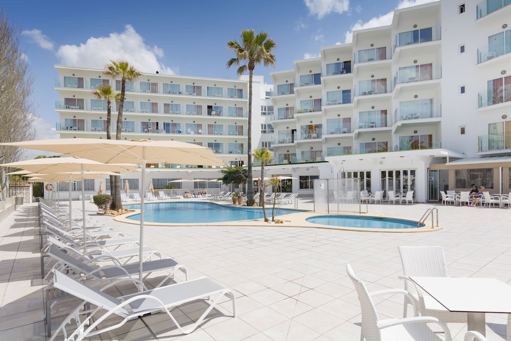 Hotel HSM Golden Playa — Swimming pool in Playa de Palma, Balearic Islands