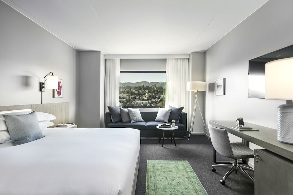 Kimpton Everly Hotel Hollywood by IHG — Hotel rooms in Los Angeles, California