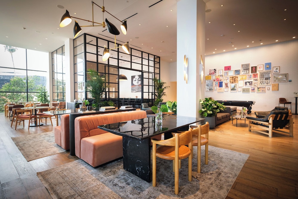 Kimpton Everly Hotel Hollywood by IHG — Restaurant & bars in Los Angeles, California