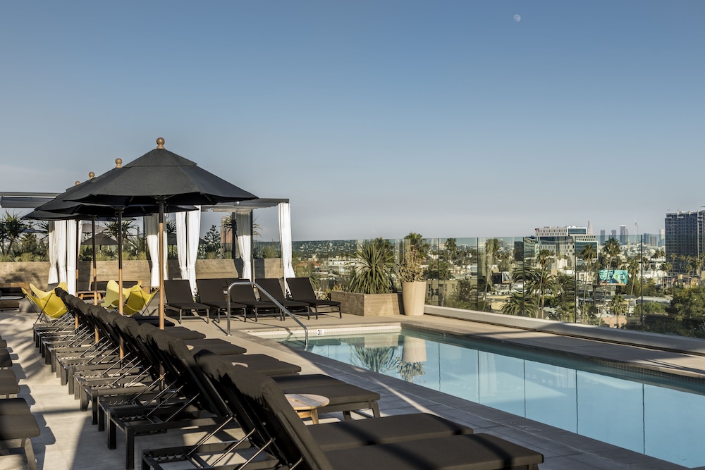 Kimpton Everly Hotel Hollywood by IHG — Swimming pool in Los Angeles, California