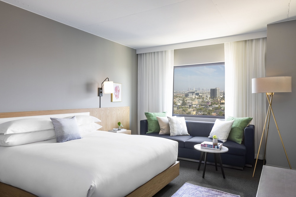 Kimpton Everly Hotel Hollywood by IHG — Hotel rooms in Los Angeles, California