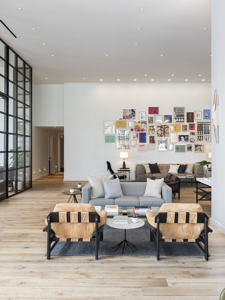 Kimpton Everly Hotel Hollywood by IHG — Hotel building in Los Angeles, California