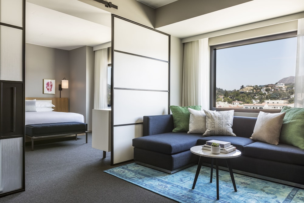 Kimpton Everly Hotel Hollywood by IHG — Hotel rooms in Los Angeles, California