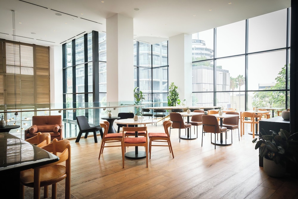 Kimpton Everly Hotel Hollywood by IHG — Restaurant & bars in Los Angeles, California