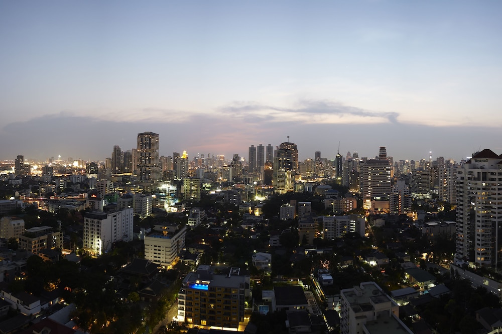 Somerset Sukhumvit Thonglor Bangkok — Attractions in the area in Bangkok, Bangkok