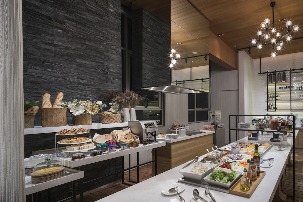 Somerset Sukhumvit Thonglor Bangkok — Restaurant & bars in Bangkok, Bangkok